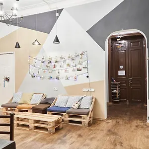  Hostel Moosica Georgia